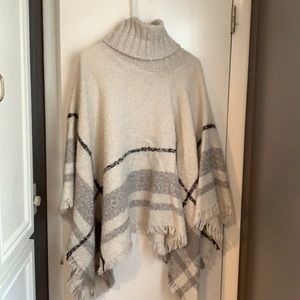 Women’s Sweater Poncho.